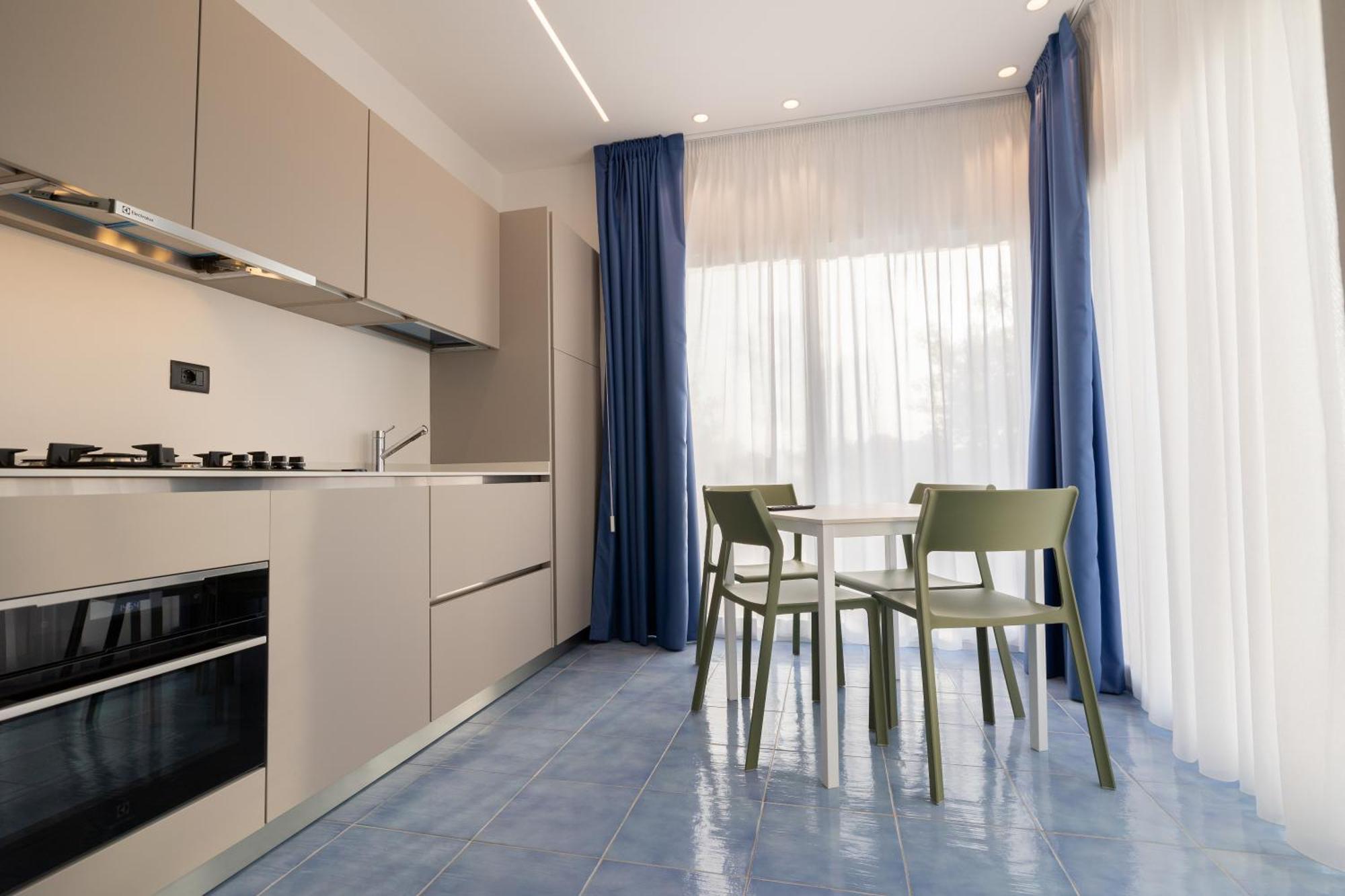 Aura Maris Beach Residence Mazzaforno เชฟาลู ภายนอก รูปภาพ