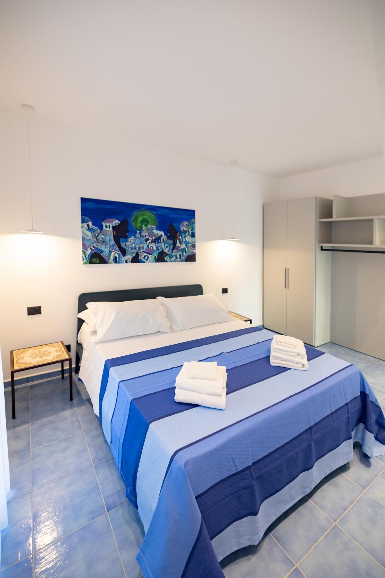 Aura Maris Beach Residence Mazzaforno เชฟาลู ภายนอก รูปภาพ