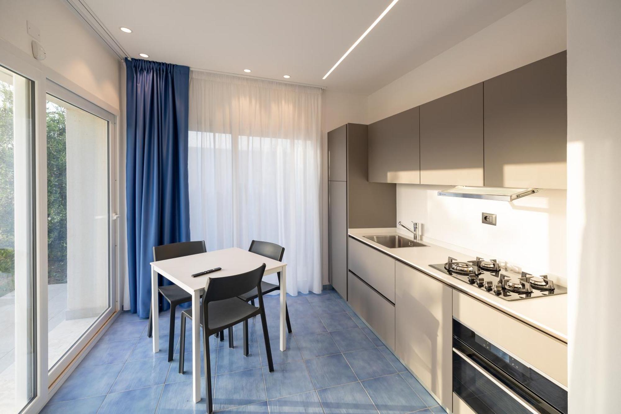 Aura Maris Beach Residence Mazzaforno เชฟาลู ภายนอก รูปภาพ
