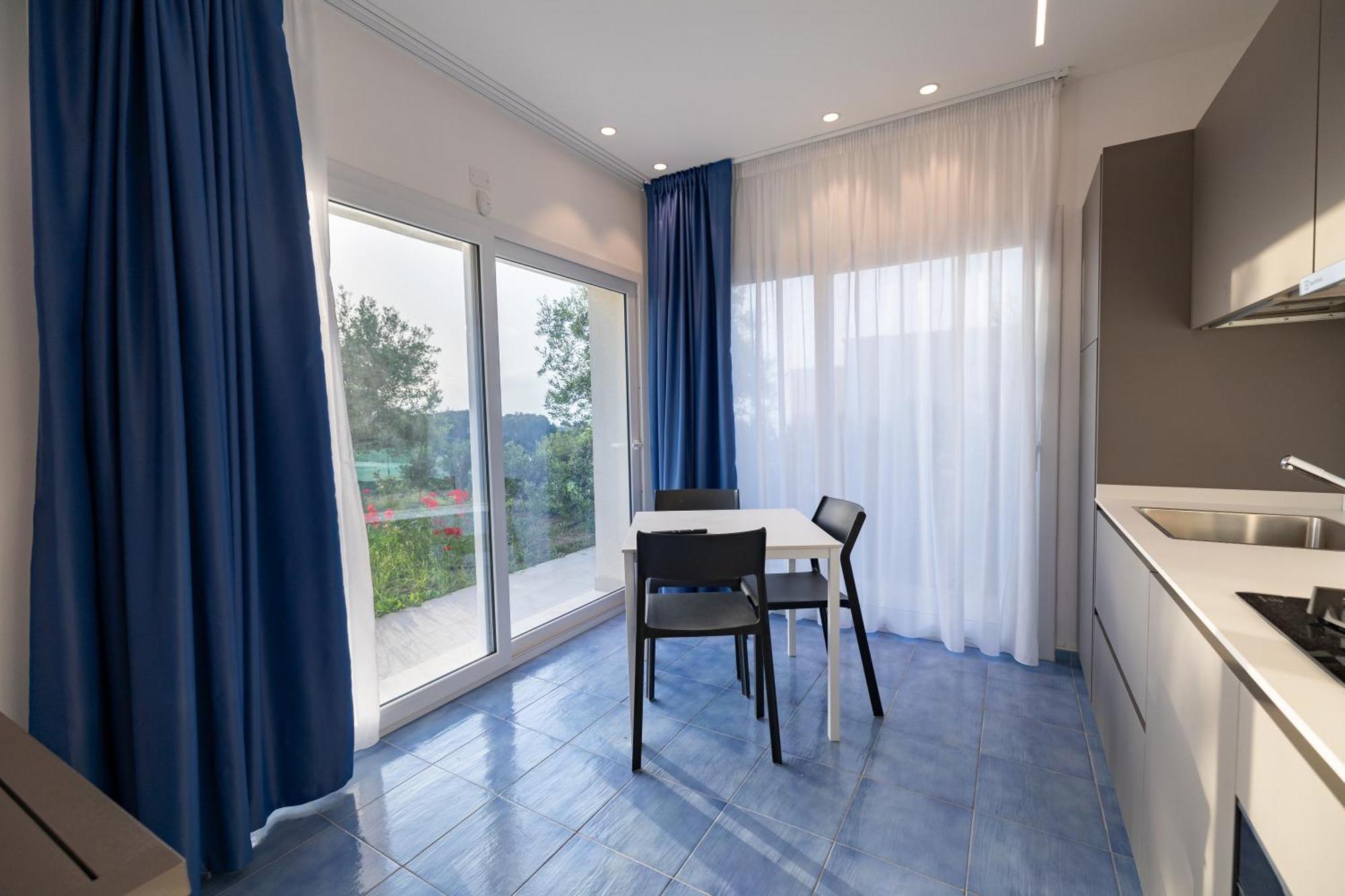Aura Maris Beach Residence Mazzaforno เชฟาลู ภายนอก รูปภาพ