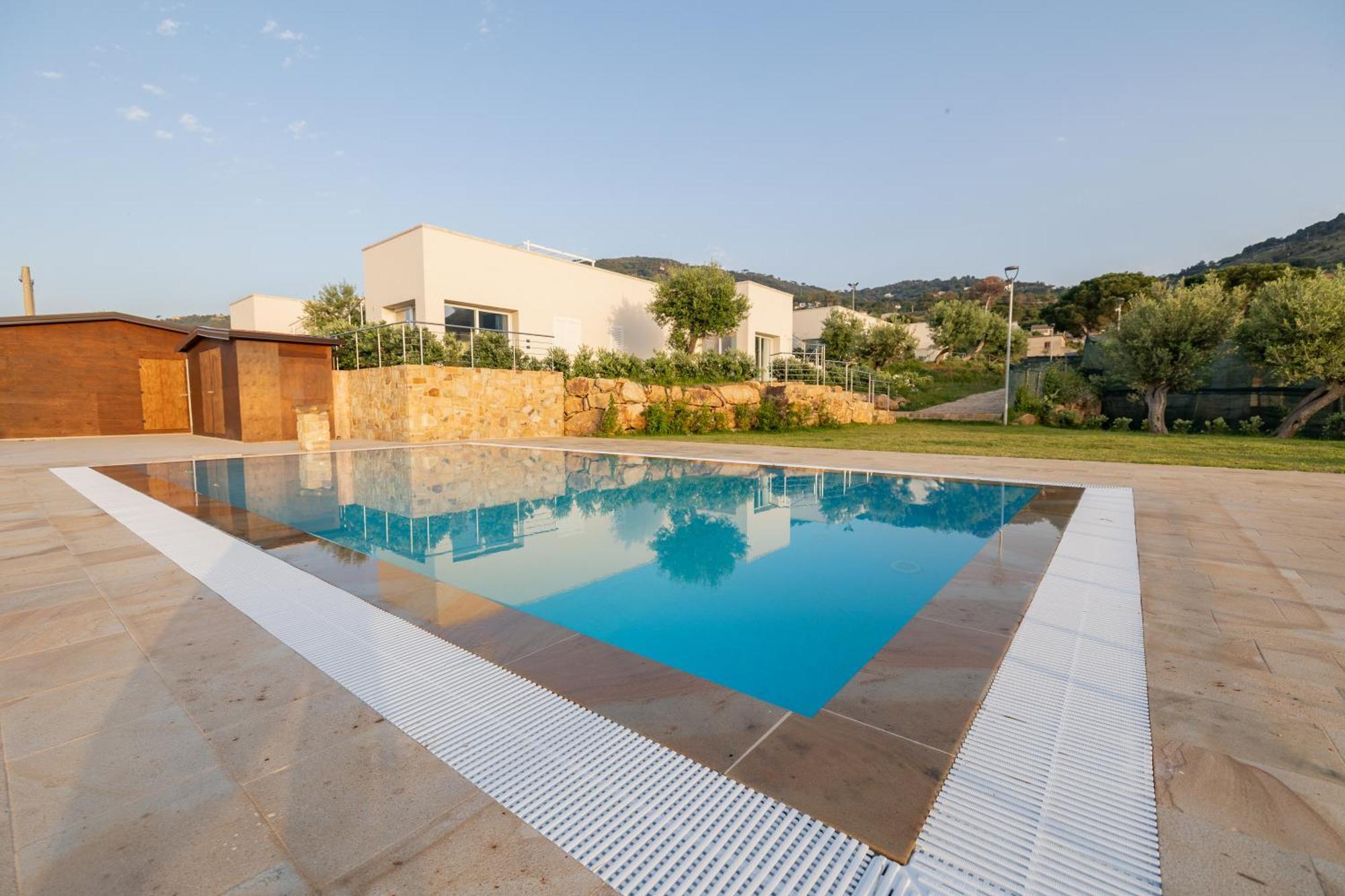 Aura Maris Beach Residence Mazzaforno เชฟาลู ภายนอก รูปภาพ